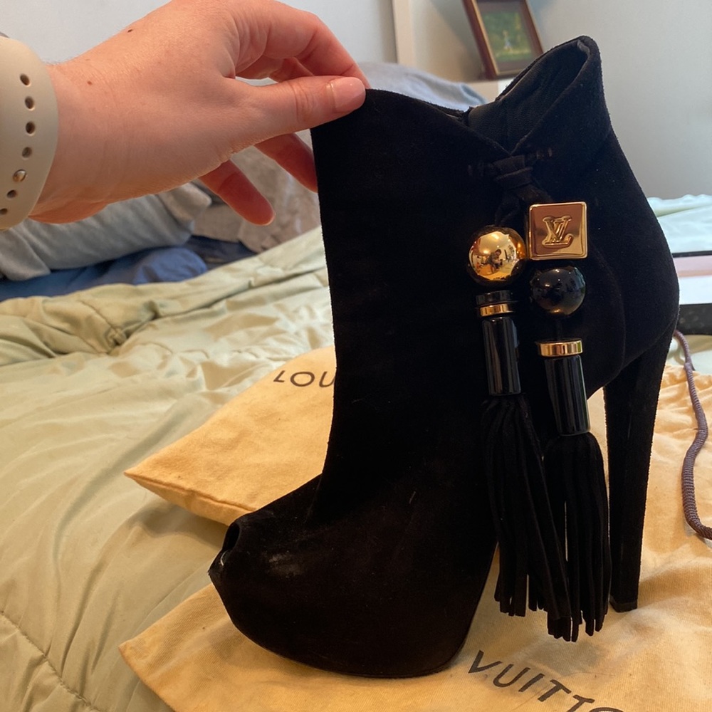 Louis Vuitton open toe charm heels